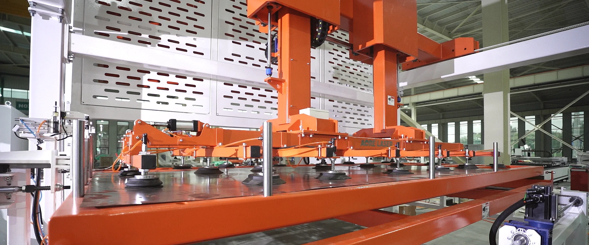 Zalety automatyzacji maszyn do cięcia laserem światłowodowym (3).webp