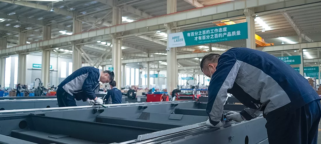 Kalibracja i konserwacja ploterów laserowych CNC.webp